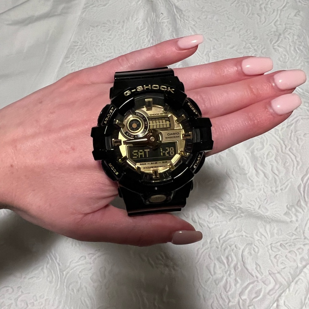 Men’s BRAND NEW G shock watch
